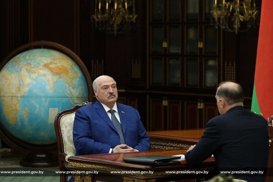 Lukashenka met with Volfovich in the evening